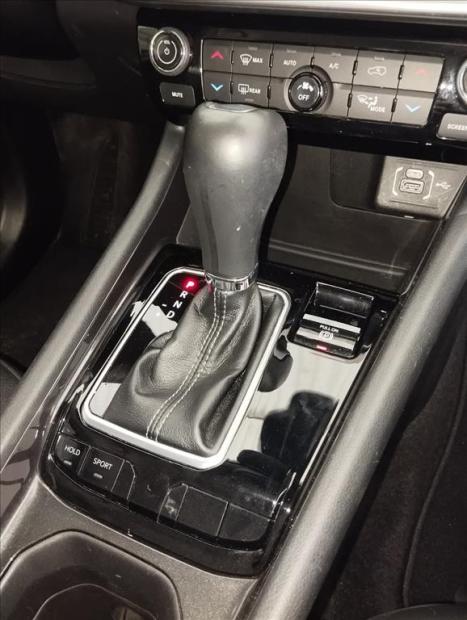 JEEP Compass 1.3 16V 4P FLEX LONGITUDE 80 ANOS T270 TURBO AUTOM�TICO, Foto 13