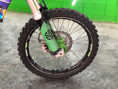 KAWASAKI KX 250 F , Foto 14