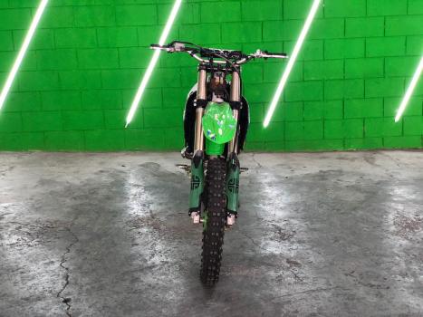 KAWASAKI KX 250 F , Foto 3
