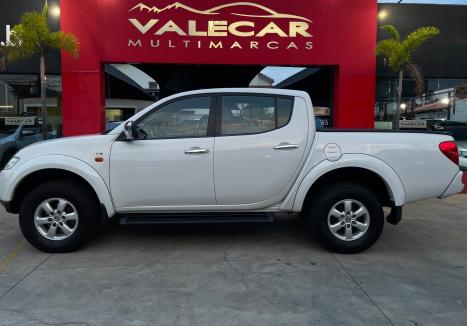 MITSUBISHI L 200 Triton 3.5 V6 HPE 4X4 FLEX CABINE DUPLA AUTOMTICO, Foto 4