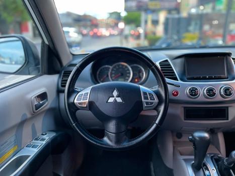 MITSUBISHI L 200 Triton 3.5 V6 HPE 4X4 FLEX CABINE DUPLA AUTOMTICO, Foto 14