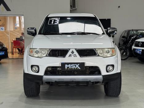 MITSUBISHI L 200 Triton 3.5 V6 HPE 4X4 FLEX CABINE DUPLA AUTOM�TICO, Foto 3