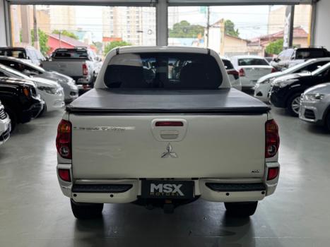 MITSUBISHI L 200 Triton 3.5 V6 HPE 4X4 FLEX CABINE DUPLA AUTOM�TICO, Foto 10