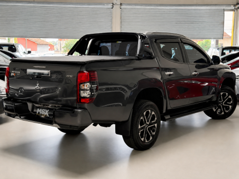 MITSUBISHI L 200 Triton 2.4 16V SPORT HPE-S 4X4 CABINE DUPLA TURBO DIESEL AUTOM�TICO, Foto 8