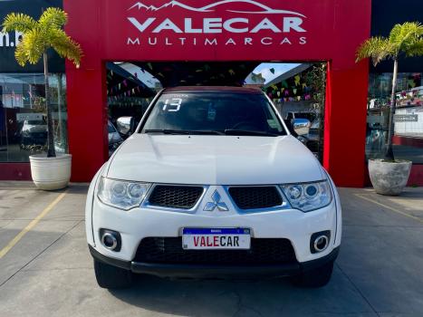 MITSUBISHI L 200 Triton 3.2 16V HPE 4X4 CABINE DUPLA TURBO DIESEL INTERCOOLER, Foto 2