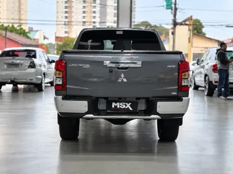 MITSUBISHI L 200 Triton 2.4 16V SPORT HPE-S 4X4 CABINE DUPLA TURBO DIESEL AUTOMÁTICO, Foto 10