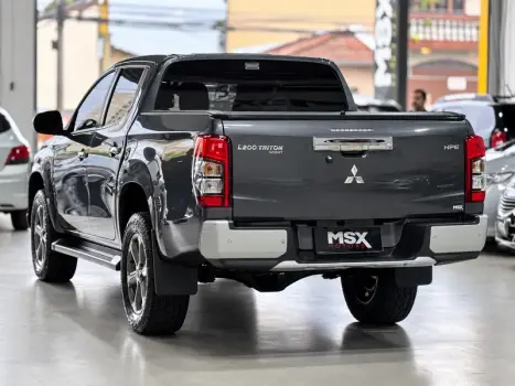 MITSUBISHI L 200 Triton 2.4 16V SPORT HPE-S 4X4 CABINE DUPLA TURBO DIESEL AUTOMÁTICO, Foto 11