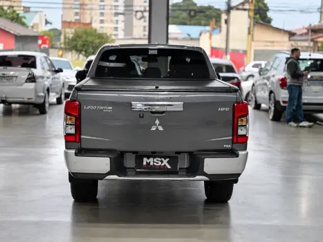 MITSUBISHI L 200 Triton 2.4 16V SPORT HPE-S 4X4 CABINE DUPLA TURBO DIESEL AUTOMÁTICO, Foto 12