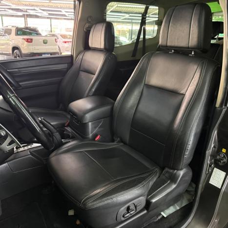 MITSUBISHI Pajero Full 3.2 16V HPE 4X4 TURBO DIESEL AUTOMÁTICO, Foto 17