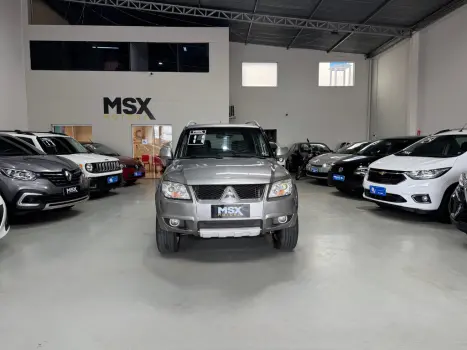 MITSUBISHI Pajero TR4 2.0 16V 4P FLEX, Foto 2