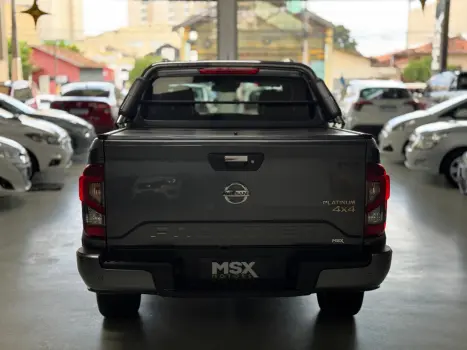 NISSAN Frontier 2.3 16V PLATINUM CABINE DUPLA 4X4 BI-TURBO DIESEL AUTOM�TICO, Foto 10