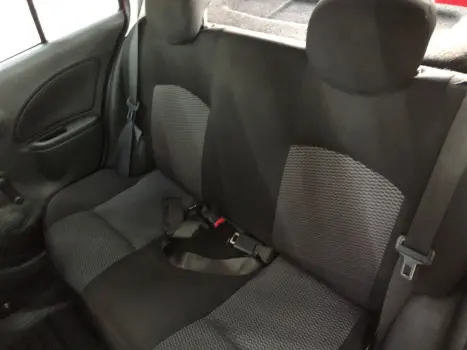 NISSAN March 1.0 12V 4P S FLEX, Foto 16