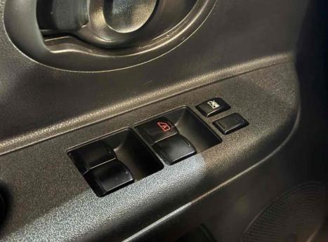 NISSAN March 1.0 16V 4P S FLEX, Foto 8