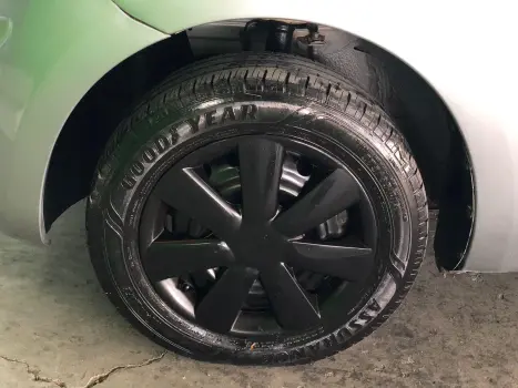 NISSAN March 1.0 16V 4P SV FLEX, Foto 15