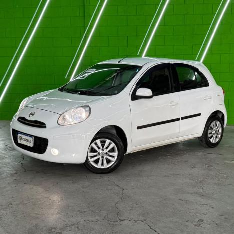 NISSAN March 1.0 16V 4P S FLEX, Foto 1