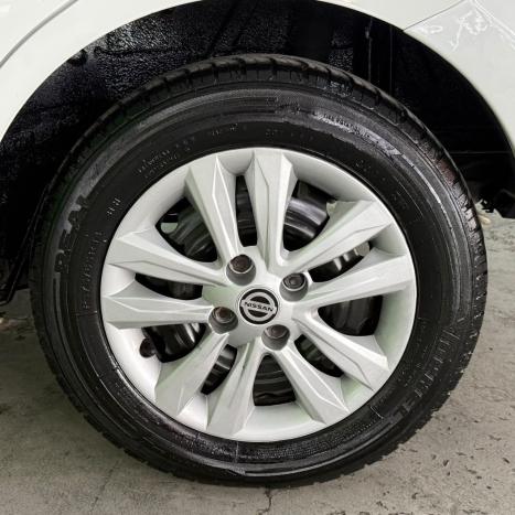 NISSAN March 1.0 16V 4P S FLEX, Foto 18