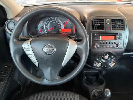 NISSAN Versa Sedan 1.0 12V 4P FLEX V-DRIVE, Foto 9