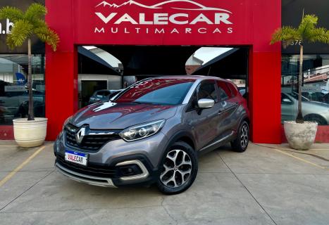 RENAULT Captur 1.3 16V 4P FLEX TCE ICONIC TURBO X-TRONIC AUTOM�TICO CVT, Foto 3