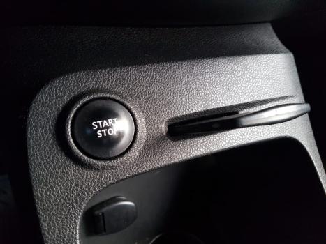 RENAULT Captur 1.6 16V 4P SCE ZEN X-TRONIC AUTOMÁTICO CVT, Foto 15 RENAULT Captur 1.6 16V 4P SCE ZEN X-TRONIC AUTOMÁTICO CVT, Foto 15