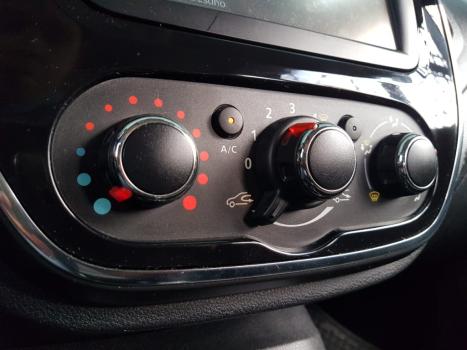 RENAULT Captur 1.6 16V 4P SCE ZEN X-TRONIC AUTOMÁTICO CVT, Foto 16 RENAULT Captur 1.6 16V 4P SCE ZEN X-TRONIC AUTOMÁTICO CVT, Foto 16