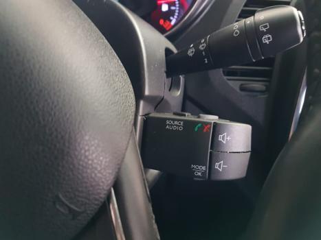 RENAULT Captur 1.6 16V 4P SCE ZEN X-TRONIC AUTOMÁTICO CVT, Foto 26 RENAULT Captur 1.6 16V 4P SCE ZEN X-TRONIC AUTOMÁTICO CVT, Foto 26