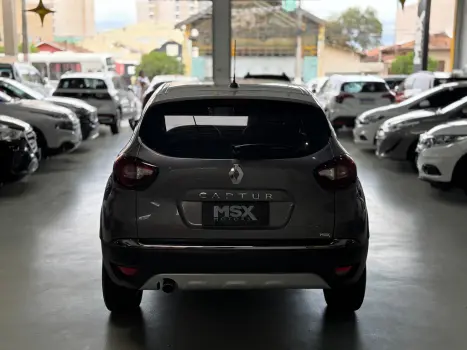 RENAULT Captur 1.6 16V 4P FLEX SCE INTENSE X-TRONIC CVT, Foto 9