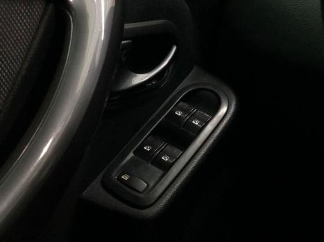 RENAULT Duster 2.0 16V 4P FLEX DYNAMIQUE AUTOMTICO, Foto 13