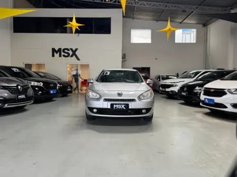 RENAULT Fluence 2.0 16V 4P FLEX DYNAMIQUE AUTOM�TICO, Foto 2