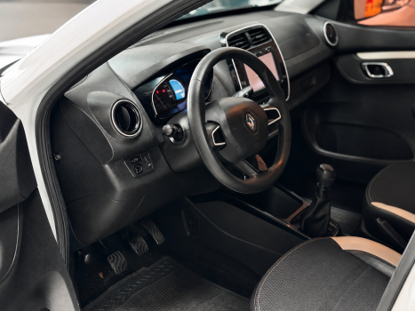 RENAULT Kwid 1.0 12V 4P SCE FLEX INTENSE, Foto 9