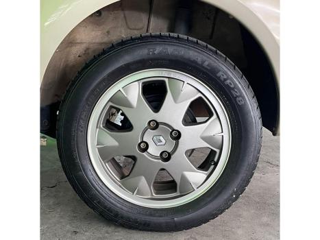 RENAULT Logan 1.0 16V 4P FLEX AUTHENTIQUE, Foto 18