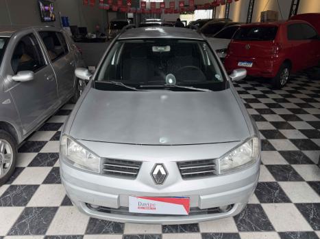 RENAULT Megane Grand Tour 1.6 16V 4P FLEX DYNAMIQUE, Foto 2