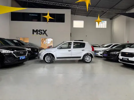 RENAULT Sandero 1.6 4P FLEX EXPRESSION, Foto 2