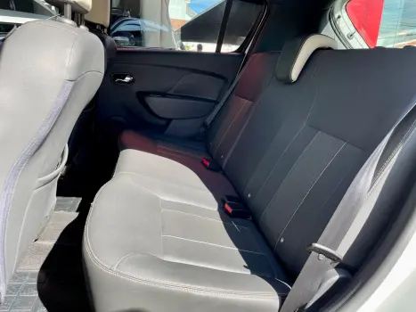 RENAULT Sandero 1.6 16V 4P FLEX SCE INTENSE X-TRONIC AUTOM�TICO CVT, Foto 12