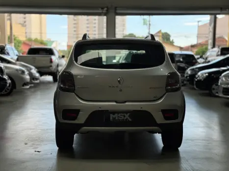 RENAULT Sandero 1.6 16V 4P FLEX SCE STEPWAY DINAMIQUE, Foto 9