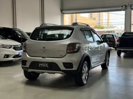 RENAULT Sandero 1.6 16V 4P FLEX SCE STEPWAY DINAMIQUE, Foto 11