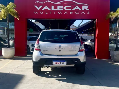 RENAULT Sandero 1.6 16V 4P FLEX STEPWAY AUTOM�TICO, Foto 6
