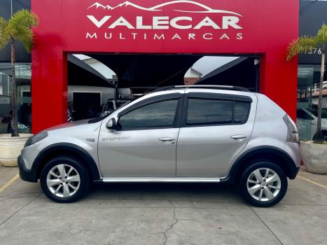 RENAULT Sandero 1.6 16V 4P FLEX STEPWAY AUTOM�TICO, Foto 4