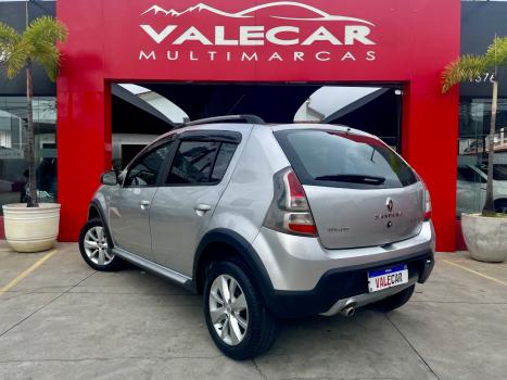 RENAULT Sandero 1.6 16V 4P FLEX STEPWAY AUTOM�TICO, Foto 5