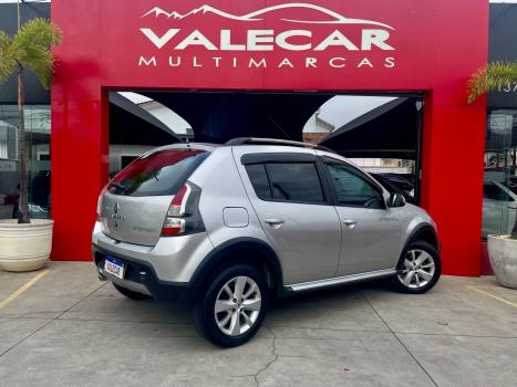 RENAULT Sandero 1.6 16V 4P FLEX STEPWAY AUTOM�TICO, Foto 7