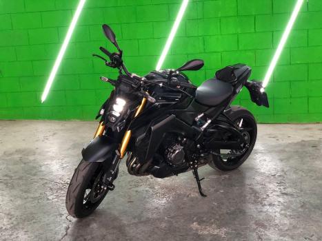 SUZUKI GSX-S 1000 A, Foto 2