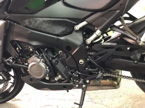 SUZUKI GSX-S 1000 A, Foto 12