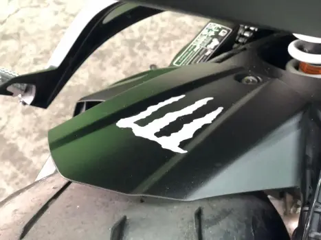 SUZUKI GSX-S 1000 A, Foto 13