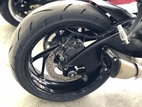 SUZUKI GSX-S 1000 A, Foto 17