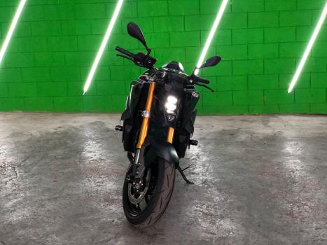 SUZUKI GSX-S 1000 A, Foto 3