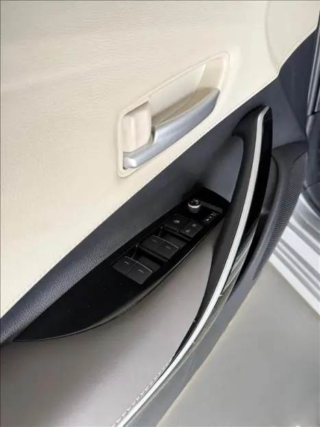 TOYOTA Corolla 1.8 16V 4P FLEX H�BRIDO ALTIS A PREMIUM AUTOM�TICO CVT, Foto 9