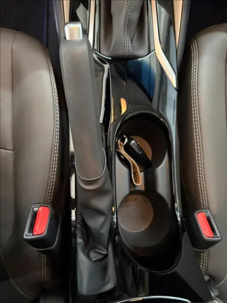 TOYOTA Corolla 1.8 16V 4P FLEX H�BRIDO ALTIS A PREMIUM AUTOM�TICO CVT, Foto 17