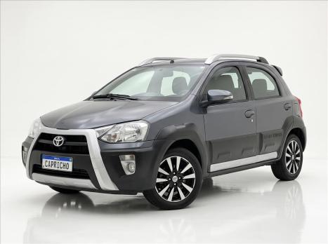 TOYOTA Etios Cross 1.5 16V 4P, Foto 2