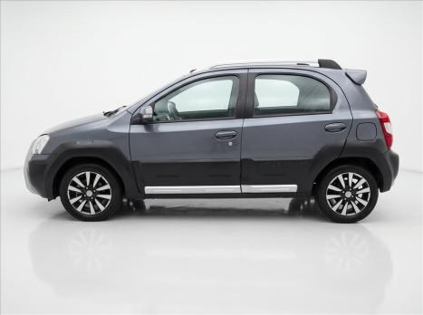 TOYOTA Etios Cross 1.5 16V 4P, Foto 3