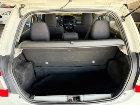 TOYOTA Etios Hatch 1.5 16V 4P FLEX XS AUTOM�TICO, Foto 8