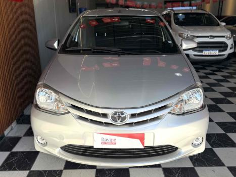 TOYOTA Etios Hatch 1.3 16V 4P FLEX X, Foto 2